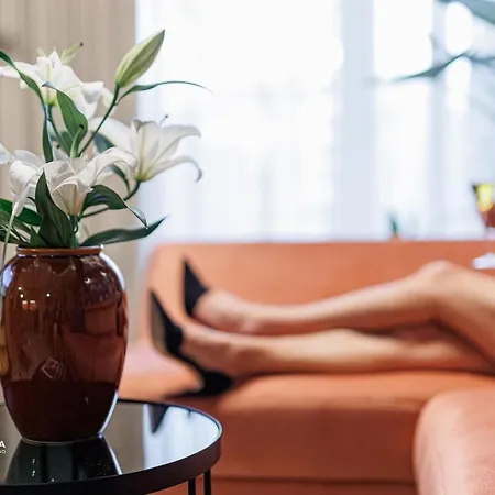 Zemplen Terrace - Luxusapartman A Belvarosban Kuelteri Fedett Jacuzzival Miskolc