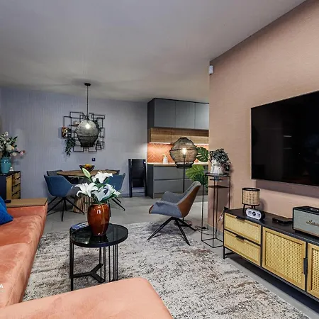 Apartment Zemplen Terrace - Luxusapartman A Belvarosban Kuelteri Fedett Jacuzzival *