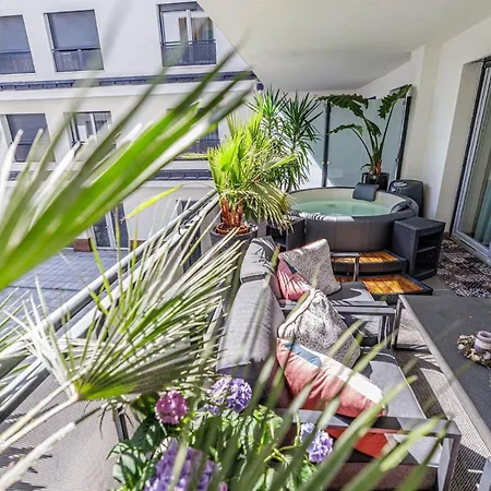 Zemplen Terrace - Luxusapartman A Belvarosban Kuelteri Fedett Jacuzzival Appartement Miskolc